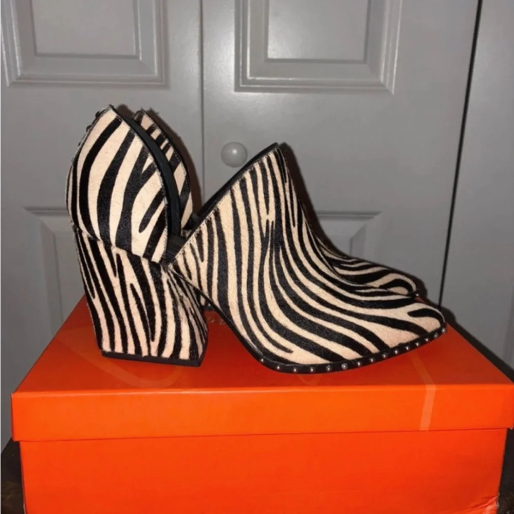 Gianni Bini Black & White Zebra-Print Ankle Booties